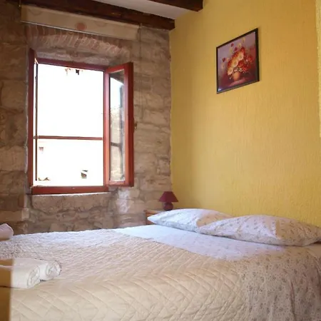 52 Rovinj